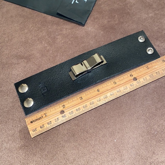 AGL Leather Bracelet with metal bow - Picture 6 of 17